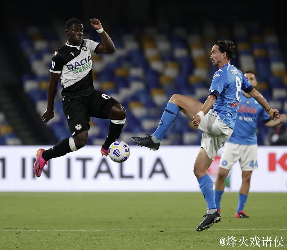 半场: 乌迪内斯0-0那不勒斯,场面较为平淡,两队机会寥寥 半场: 乌迪内斯0-0那不勒斯,场面较为平淡,两队机会寥寥